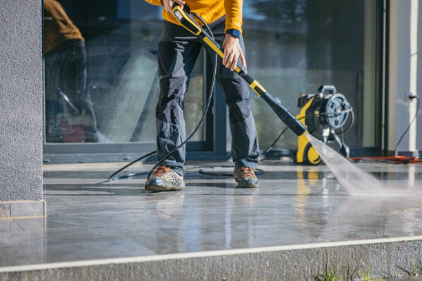 Why Choose Our Certified Pressure Washing Experts for Your Project Needs in Curtisville, PA?